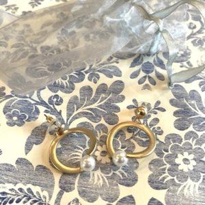 Gold Post Hoop Earring with Pearl Detail